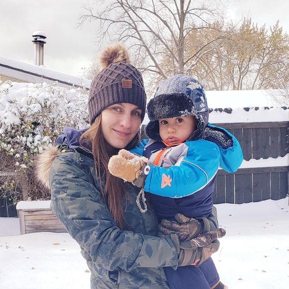 Meet your Posher, Rachel - Picture 1 of 1